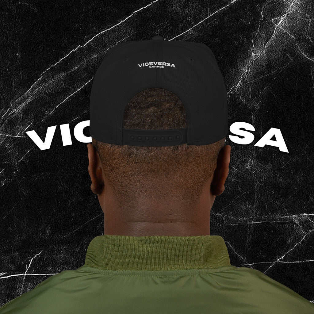Embroidered Diamond Versa Snapback